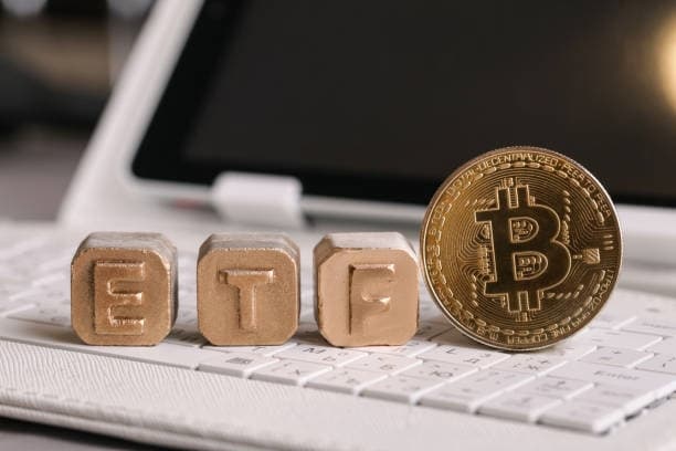 The Impact of Leverage on Bitcoin Futures Trading
