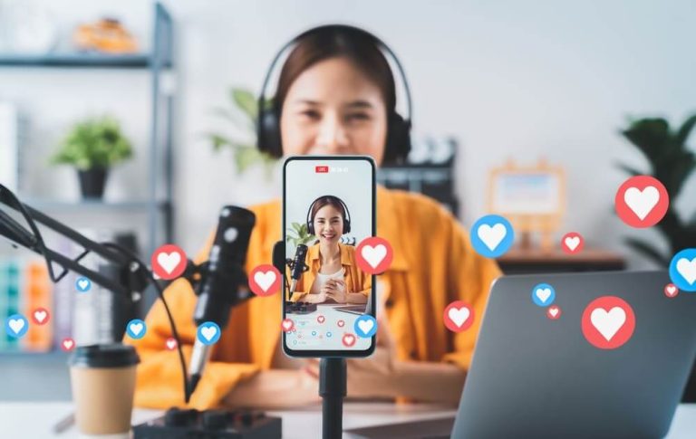 The Rise of Niche and Micro-Influencers and the Role of Specialized Platforms