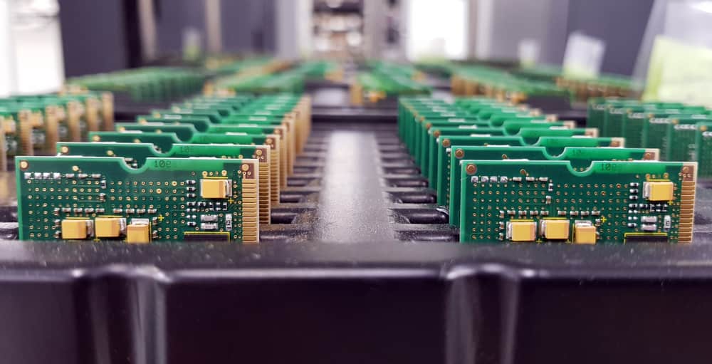 How to Choose the Right Circuit Board Manufacturer for Your Project